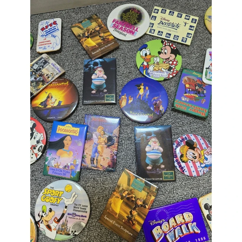 Drunk Drawer Lot 43 Of Vintage Disney Pinbacks